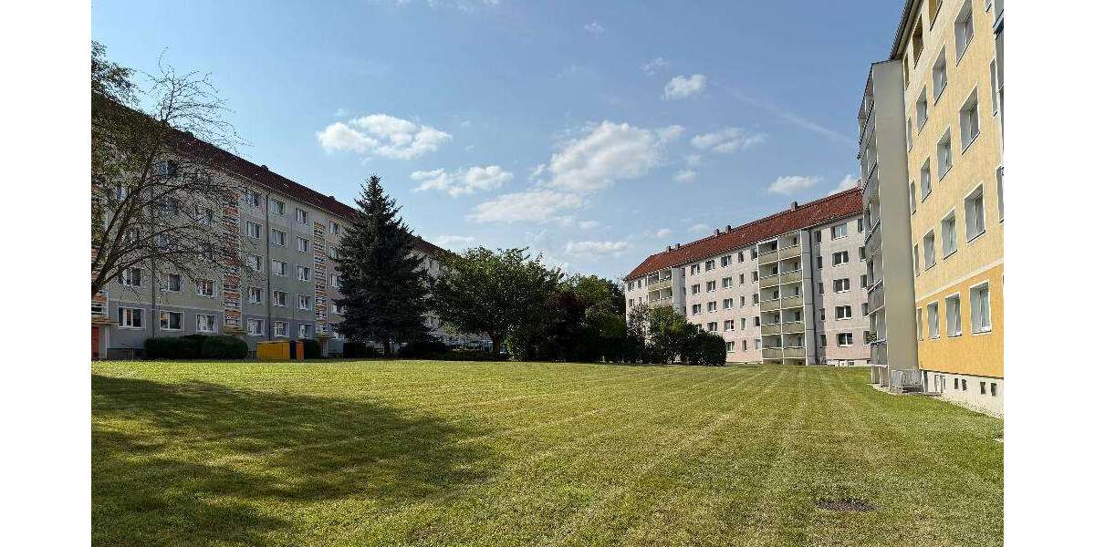 Etagenwohnung Lichtentanne - 2 Zimmer, 49 m&sup2;, 275&euro; | Angebot:25394057