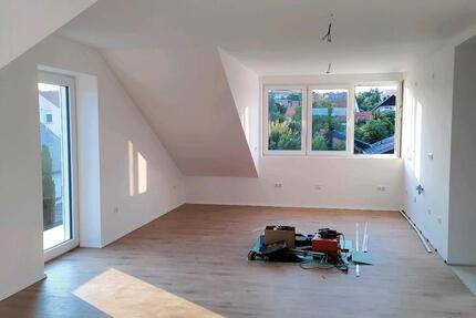 2,5 Zimmer Erstbezug Dachgeschoss 2.5 zimmer