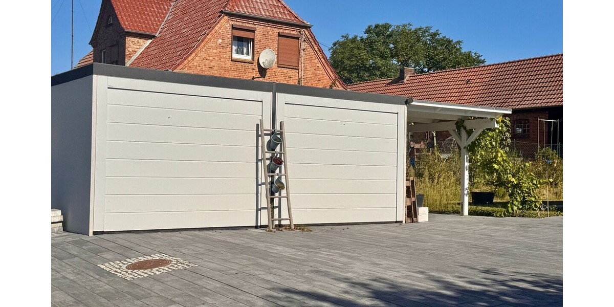 Jetzt Miete möglich! Winkelbungalow 5 km bis Neubrandenburg, Baujahr 2022, Doppelgarage, EBK,Carport - Einfamilienhaus Sponholz | Angebot:25929684