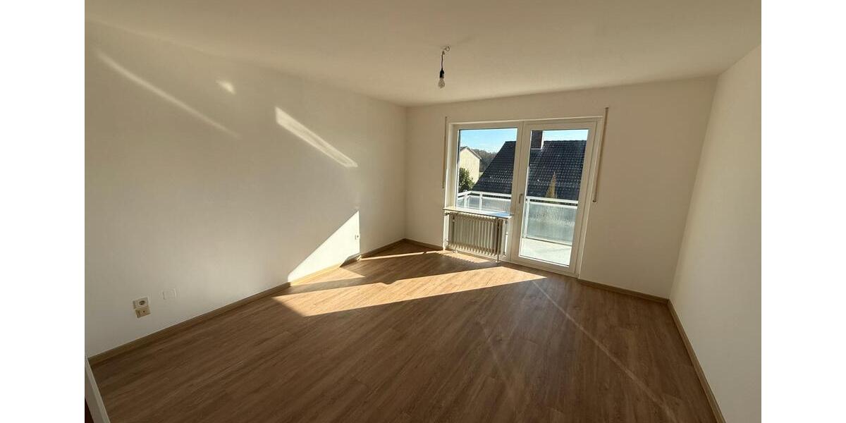 Etagenwohnung Bad Emstal - 3.5 Zimmer, 115 m&sup2;, 900&euro; | Angebot:26416298