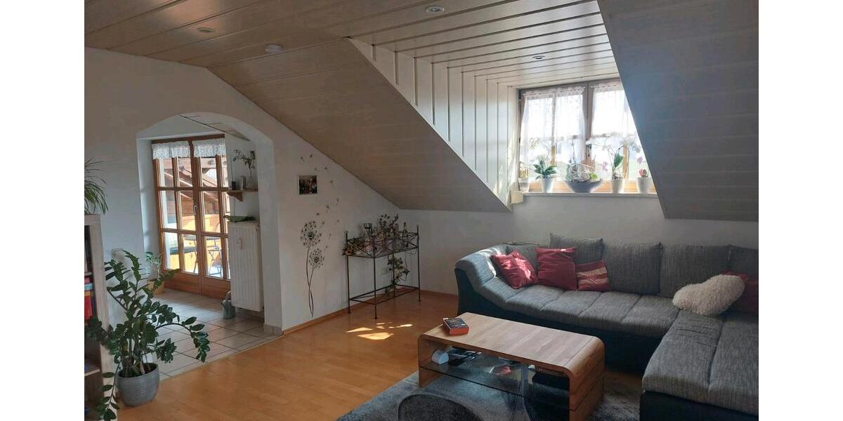 Dachgeschoßwohnung Bodenkirchen - 3 Zimmer, 90 m&sup2;, 820&euro; | Angebot:26250515