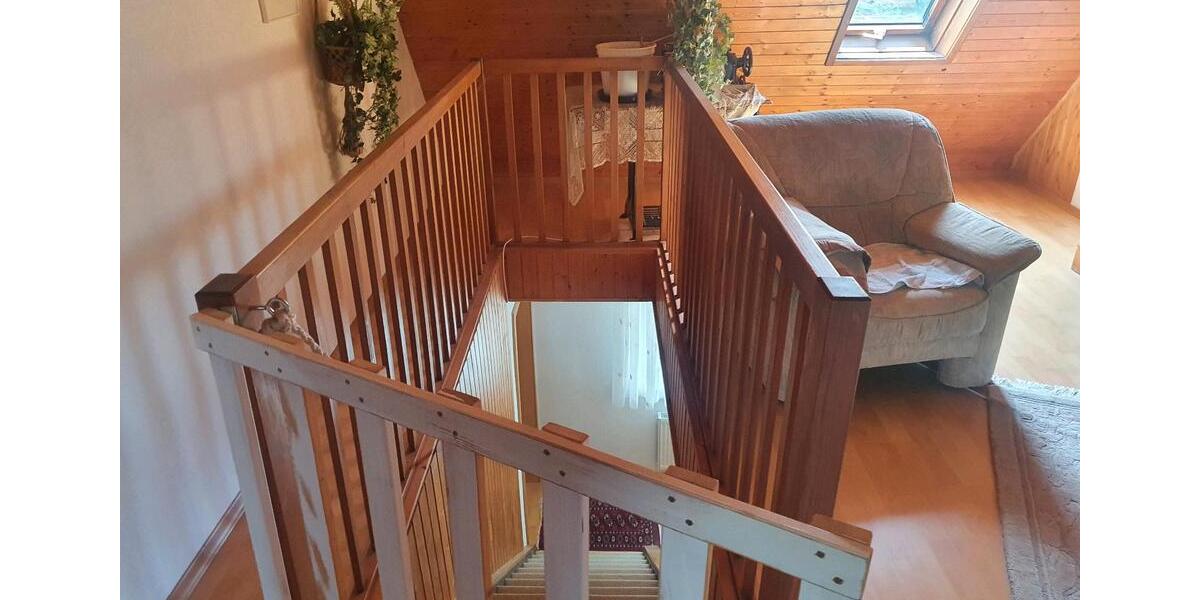 Etagenwohnung Ellenberg - 10 Zimmer, 170 m&sup2;, 1.600&euro; | Angebot:24548051