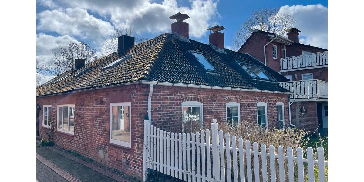 Erdgeschoßwohnung Lütjenburg - 3 Zimmer, 102 m&sup2;, 1.100&euro; | Angebot:25963517