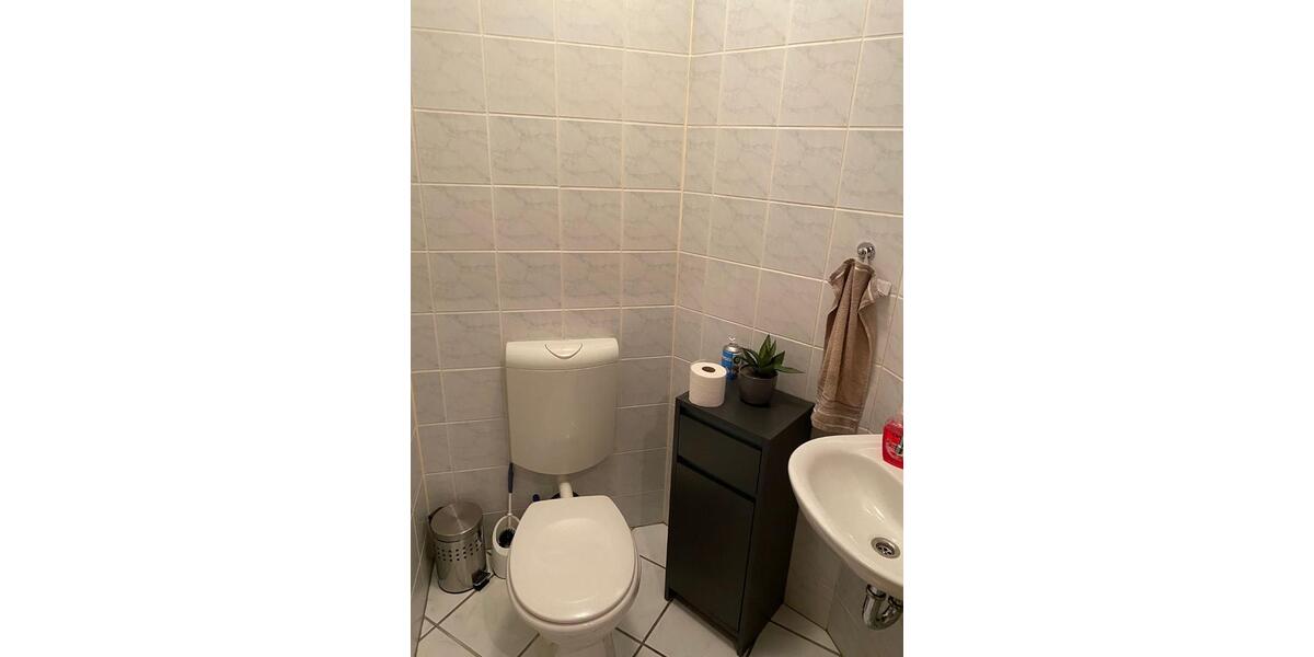 Dachgeschoßwohnung Schwalmstadt - 4 Zimmer, 88 m&sup2;, 790&euro; | Angebot:25945240