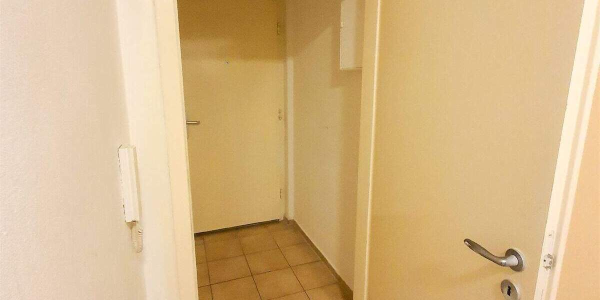 Etagenwohnung Nienburg - 3 Zimmer, 66 m&sup2;, 600&euro; | Angebot:25770488