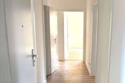 Wohnung Amberg - 4 Zimmer, 80 m&sup2;, 840&euro; | Angebot:25538751