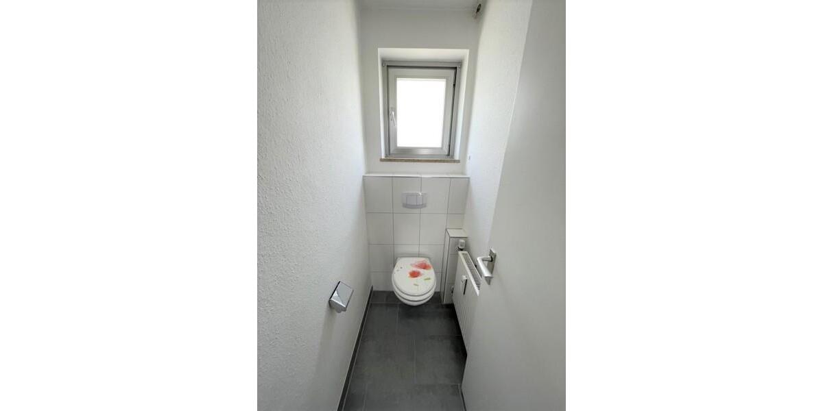 Erdgeschoßwohnung Kaufbeuren - 3.5 Zimmer, 82 m&sup2;, 802&euro; | Angebot:26258292
