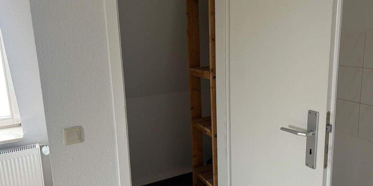 Etagenwohnung Halle (Saale) Innenstadt - 1 Zimmer, 56 m&sup2;, 504&euro; | Angebot:26703024