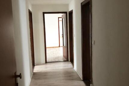 Wohnung Prichsenstadt - 4 Zimmer, 95 m&sup2;, 515&euro; | Angebot:25138075