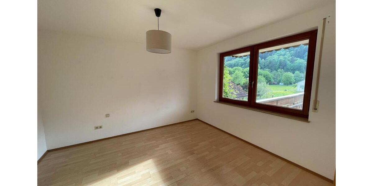 Etagenwohnung Bad Wildbad - 2 Zimmer, 46 m&sup2;, 350&euro; | Angebot:26512299