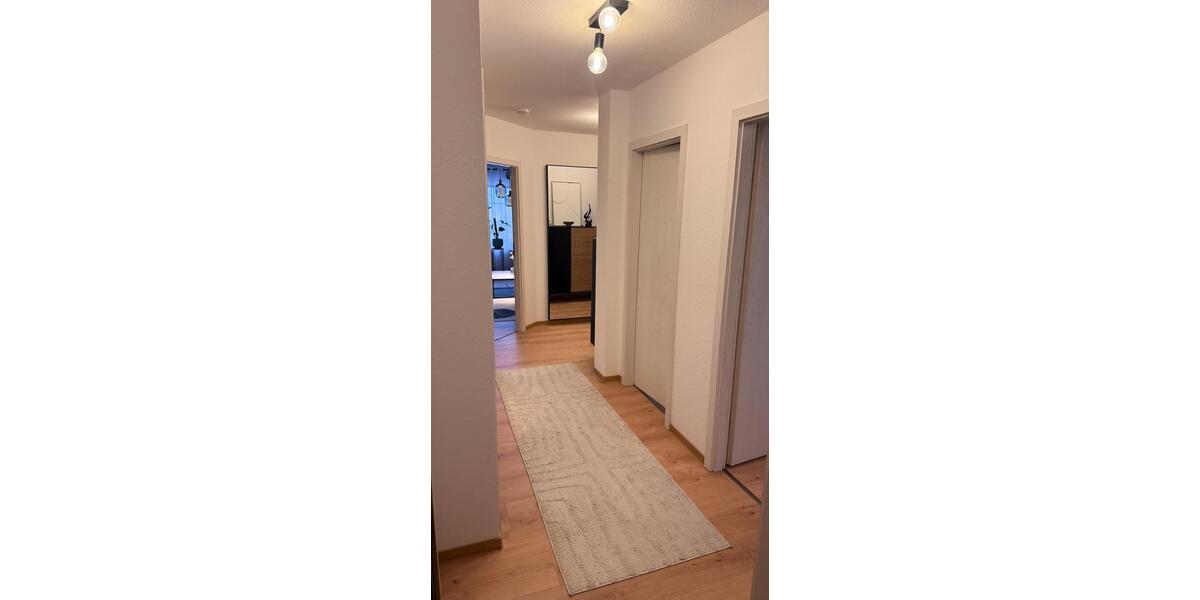 Etagenwohnung Schwedt (Oder) - 3 Zimmer, 78 m&sup2;, 1.300&euro; | Angebot:25995363