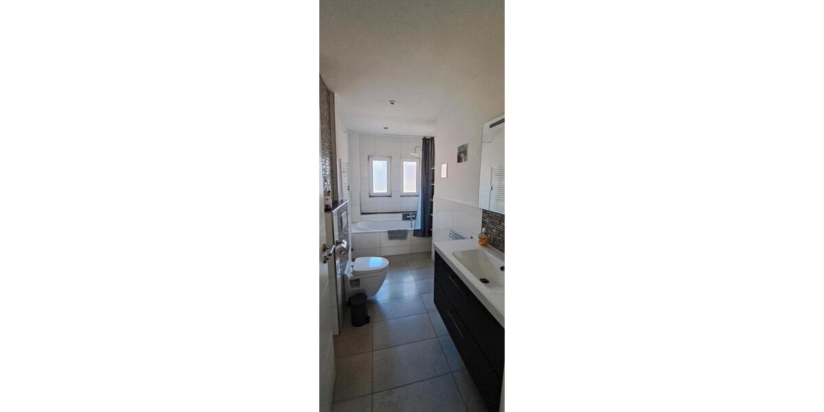 Wohnen auf Zeit Uelzen - 4 Zimmer, 96 m&sup2;, 25&euro; | Angebot:23166741