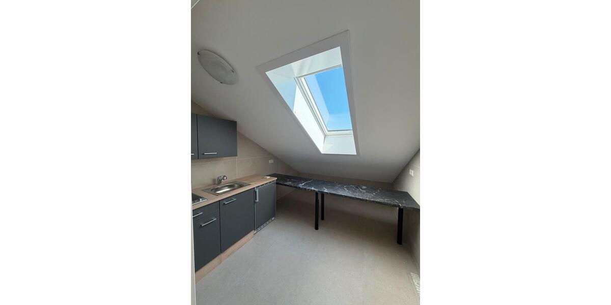 Dachgeschoßwohnung Zeitlarn - 670&euro; | Angebot:25945291