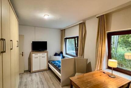 Möblierte Zimmer & Wohnungen | Furnished Rooms & Flats zimmer