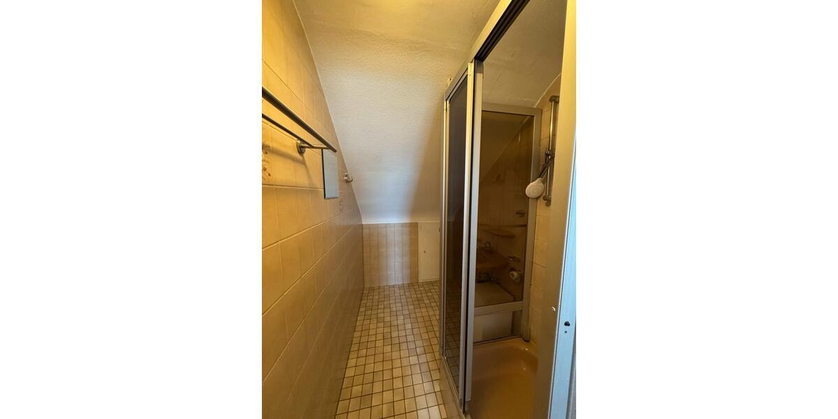 Dachgeschoßwohnung Leinfelden-Echterdingen Echterdingen - 2 Zimmer, 54 m&sup2;, 700&euro; | Angebot:26615046