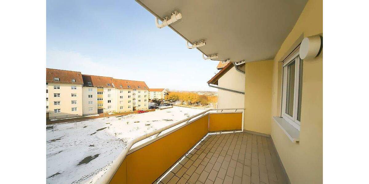 Etagenwohnung Helbra - 3 Zimmer, 73 m&sup2;, 379&euro; | Angebot:25916914