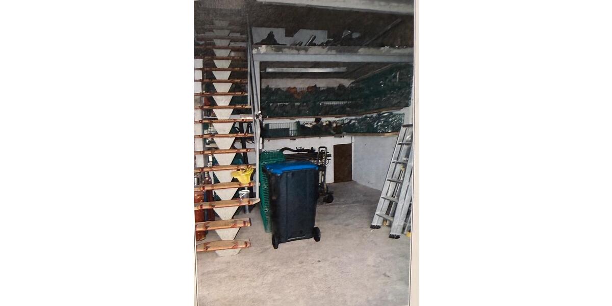 Etagenwohnung Grabfeld - 10 Zimmer, 138 m&sup2;, 800&euro; | Angebot:23760395