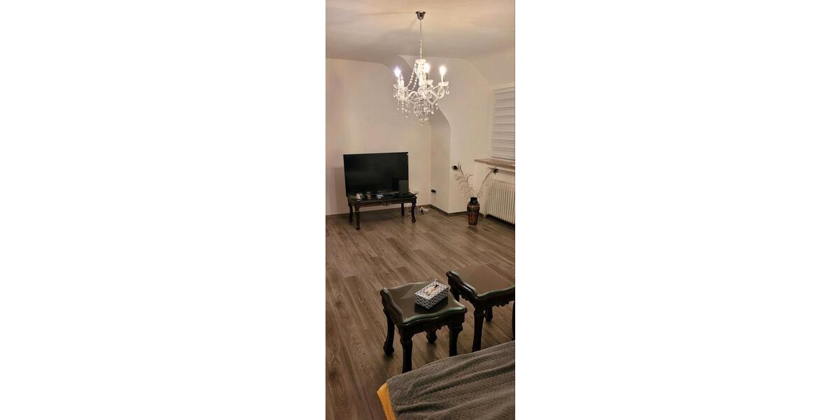 Etagenwohnung Holzheim - 2 Zimmer, 62 m&sup2;, 1.080&euro; | Angebot:26497353