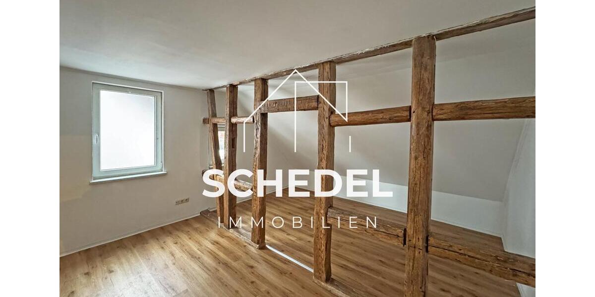 Dachgeschoßwohnung Stockheim - 3 Zimmer, 110 m&sup2;, 770&euro; | Angebot:24832007