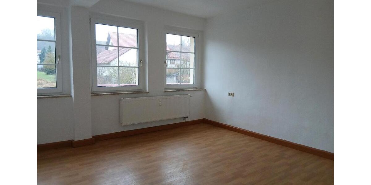 Etagenwohnung Hildburghausen - 5 Zimmer, 116 m&sup2;, 560&euro; | Angebot:24977465