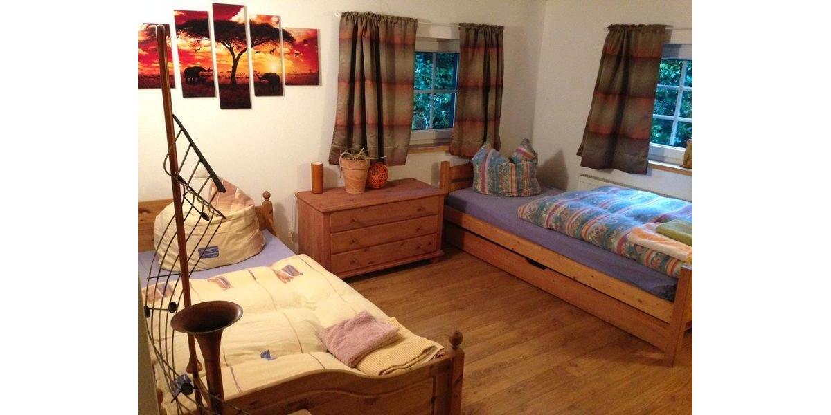 Wohnen auf Zeit Gelsenkirchen Gelsenkirchen-Nord - 7 Zimmer, 20 m&sup2;, 95&euro; | Angebot:26517857