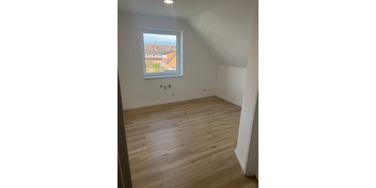 Maisonettenwohnung Gehrden - 4 Zimmer, 175 m&sup2;, 1.392&euro; | Angebot:25921420