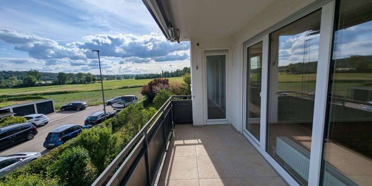 Etagenwohnung Leonberg Warmbronn - 4 Zimmer, 96 m&sup2;, 1.320&euro; | Angebot:26821307