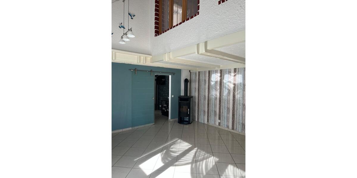Maisonettenwohnung Waldkraiburg - 5 Zimmer, 160 m&sup2;, 1.700&euro; | Angebot:26376573