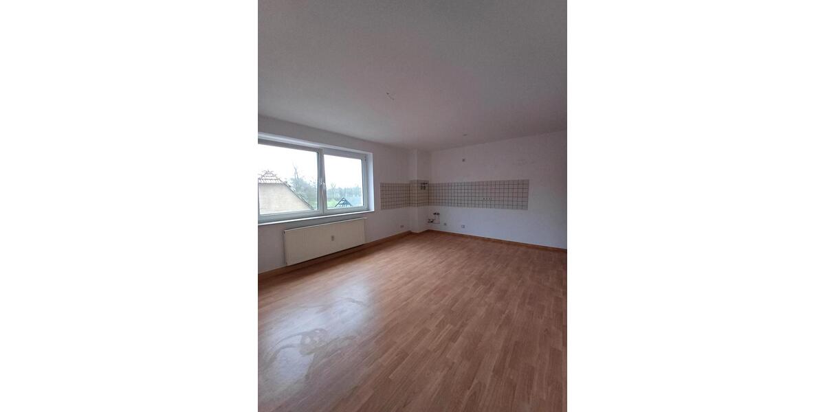 Etagenwohnung Frohburg - 2 Zimmer, 50 m&sup2;, 350&euro; | Angebot:26232891