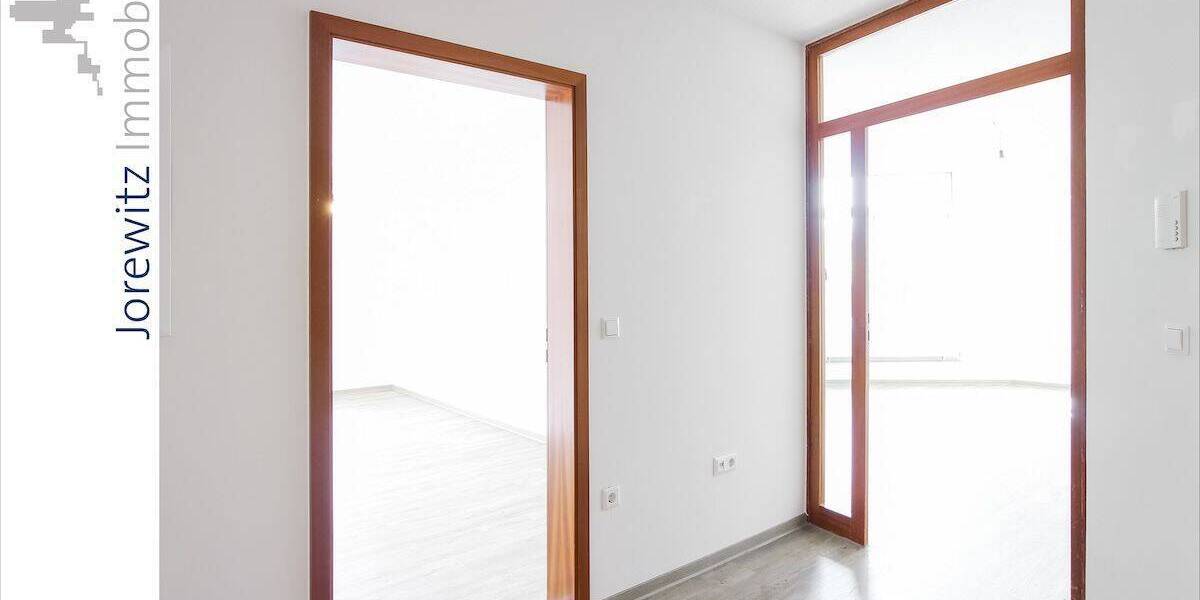 Etagenwohnung Bielefeld Innenstadt - 2 Zimmer, 63 m&sup2;, 645&euro; | Angebot:26672943