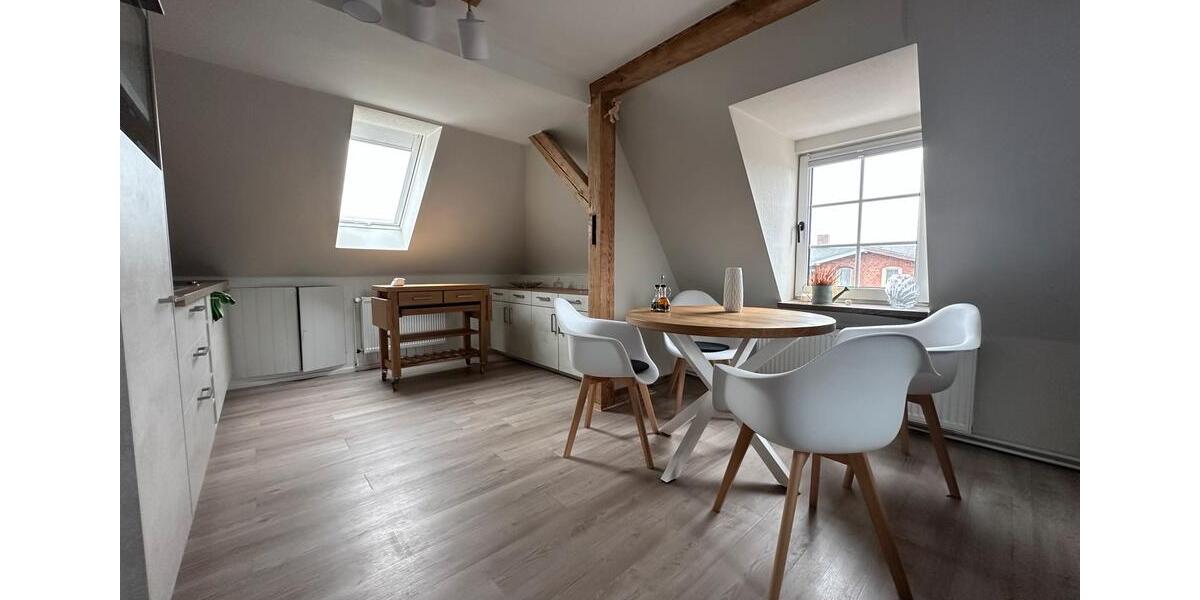 Dachgeschoßwohnung Zingst - 3 Zimmer, 72 m&sup2;, 1.450&euro; | Angebot:24650740