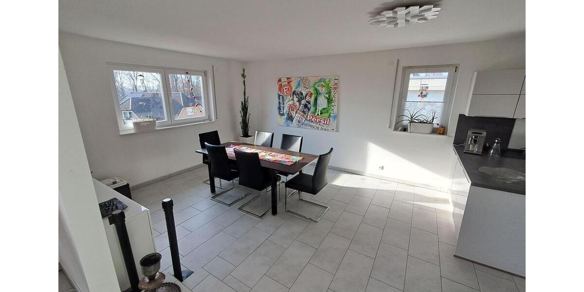 Etagenwohnung Bergisch Gladbach Alt-Frankenforst - 4 Zimmer, 140 m&sup2;, 1.820&euro; | Angebot:25079589