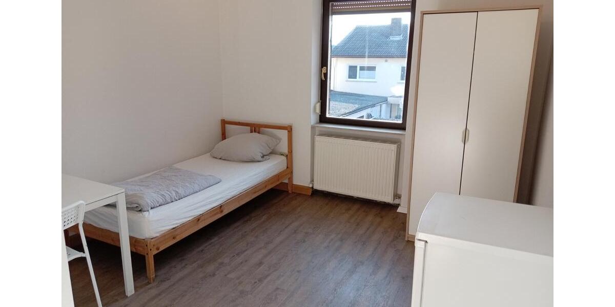 Wohnen auf Zeit Karlsruhe Hagsfeld - 4 Zimmer, 20 m&sup2;, 450&euro; | Angebot:25552275