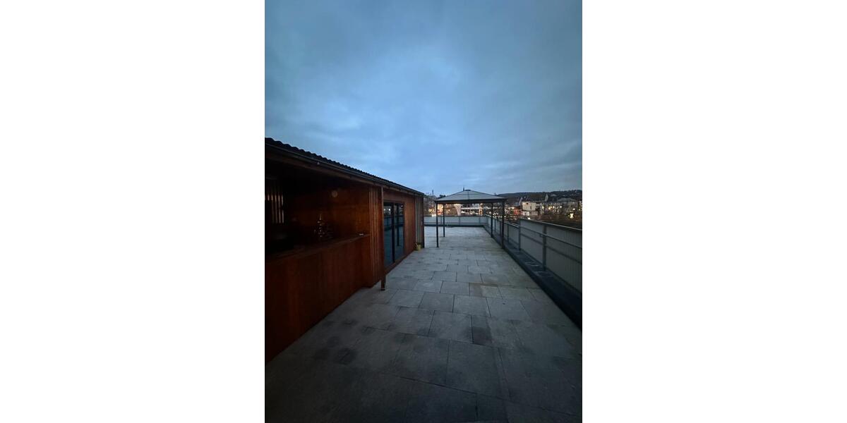 Doppelhaushälfte Püttlingen - 4 Zimmer, 230 m&sup2;, 1.830&euro; | Angebot:26299543