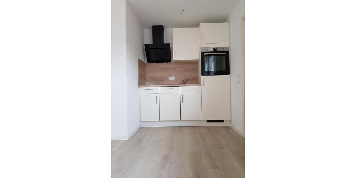 Dachgeschoßwohnung Nackenheim - 2 Zimmer, 30 m&sup2;, 590&euro; | Angebot:25784267