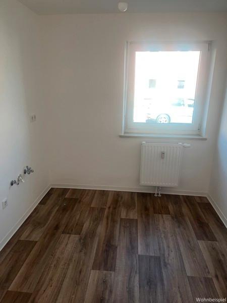 Renovierte 4 - Zimmer Wohnung mit Gartenanteil! zimmer
