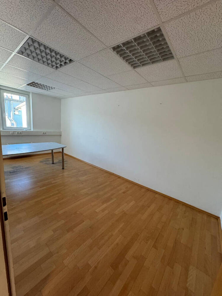 2 möblierte Büroräume (je 12?m²) in Saarbrücken - All-in-Miete