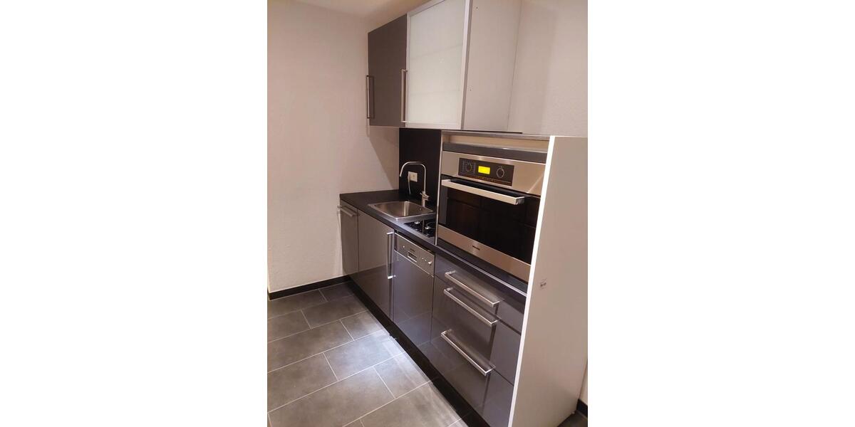 Büro mit Küche und WC zimmer