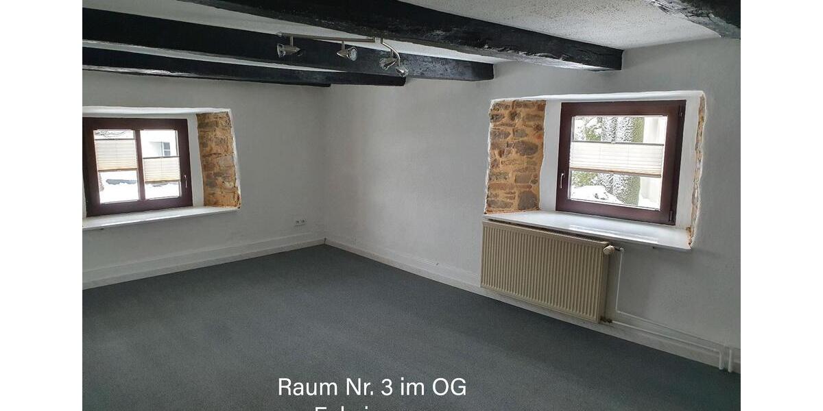 4 Zimmer + KKD2B mit besonderem Charme im Altbau zu mieten 4 zimmer