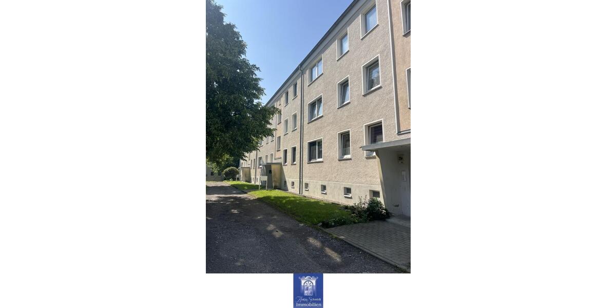 Etagenwohnung Dorfhain - 3 Zimmer, 67 m&sup2;, 399&euro; | Angebot:25286997