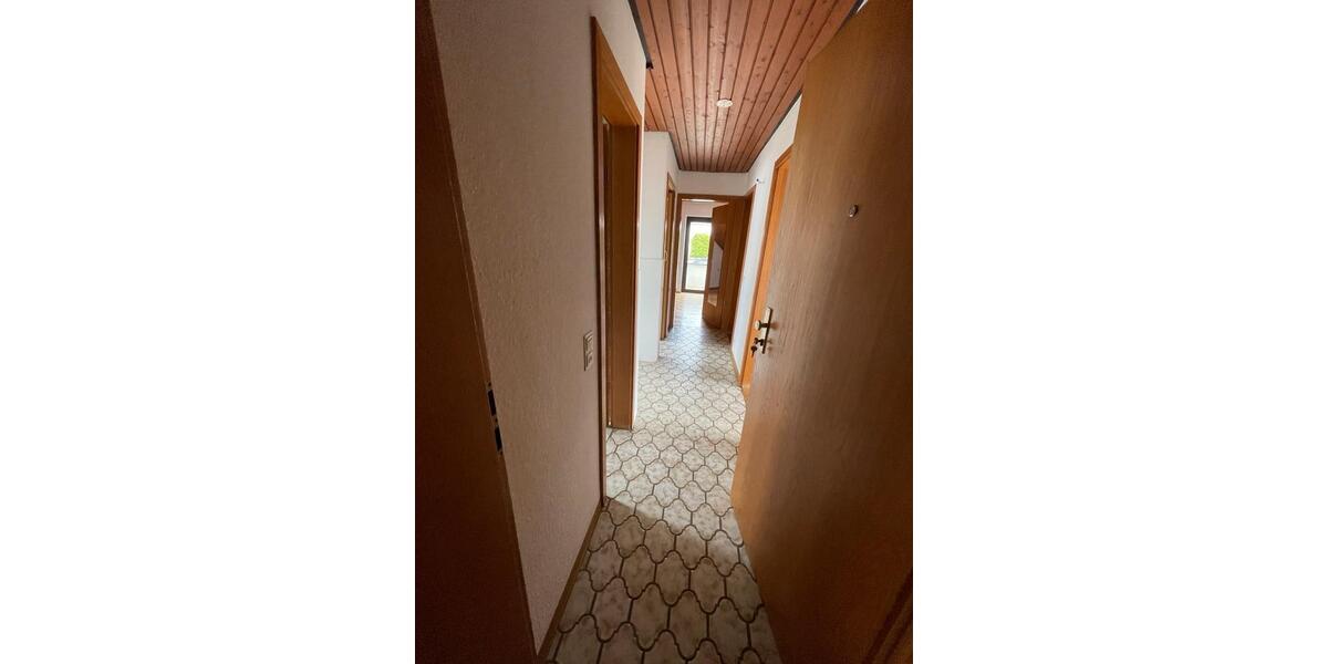 Dachgeschoßwohnung Obersulm - 3 Zimmer, 65 m&sup2;, 990&euro; | Angebot:26099183