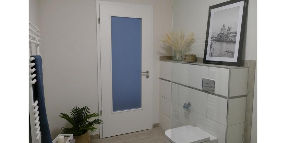 einmalige Terrassenwohnung mit Einbauküche ab 1.4.2026 2.5 zimmer