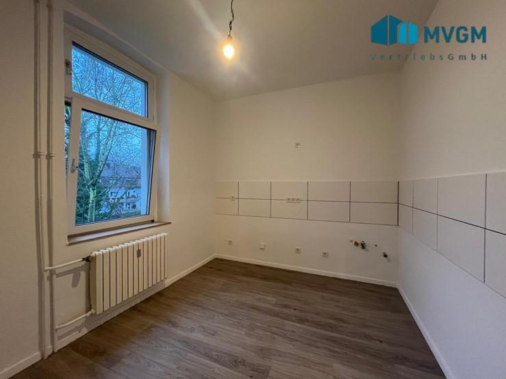 Etagenwohnung Essen Stadtbezirk III - 4 Zimmer, 82 m&sup2;, 670&euro; | Angebot:23858839