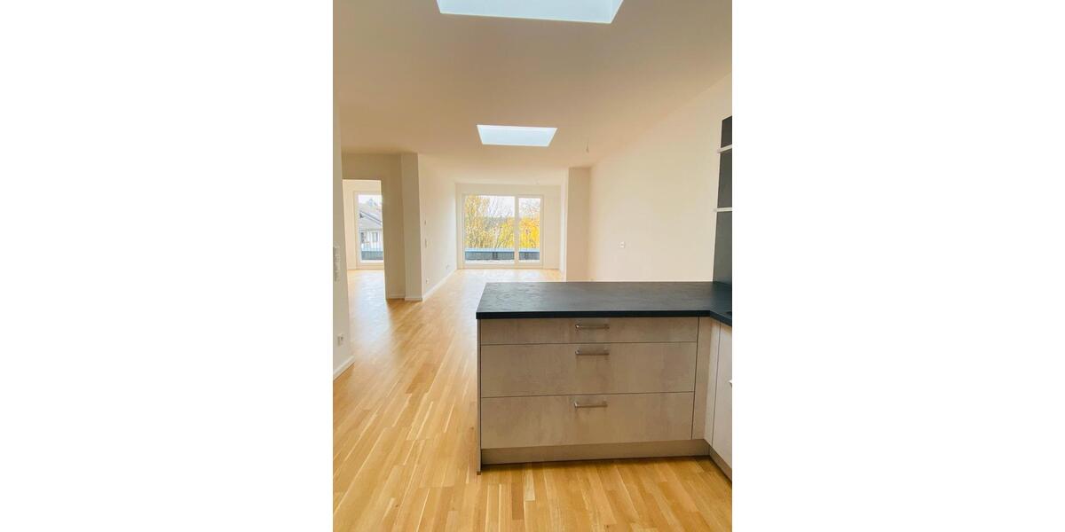 Erstbezug: 2,5 Zimmer mit Küche, Dachterrasse und TG 2.5 zimmer