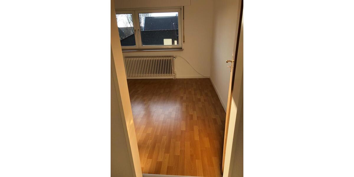 Etagenwohnung Saterland - 2 Zimmer, 85 m&sup2;, 645&euro; | Angebot:26644656