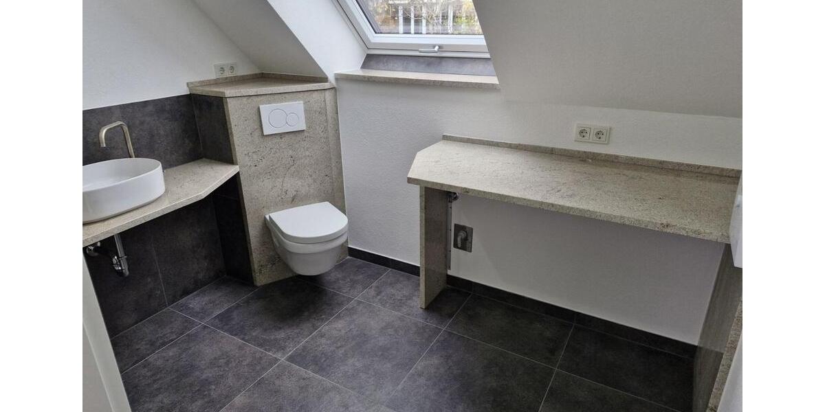 Dachgeschoßwohnung Alsfeld - 3.5 Zimmer, 105 m&sup2;, 1.207&euro; | Angebot:23273135