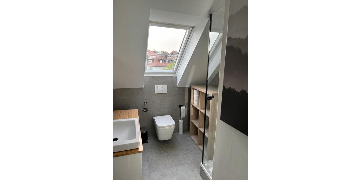 Wohnen auf Zeit Metzingen - 1 Zimmer, 10 m&sup2;, 599&euro; | Angebot:24463142