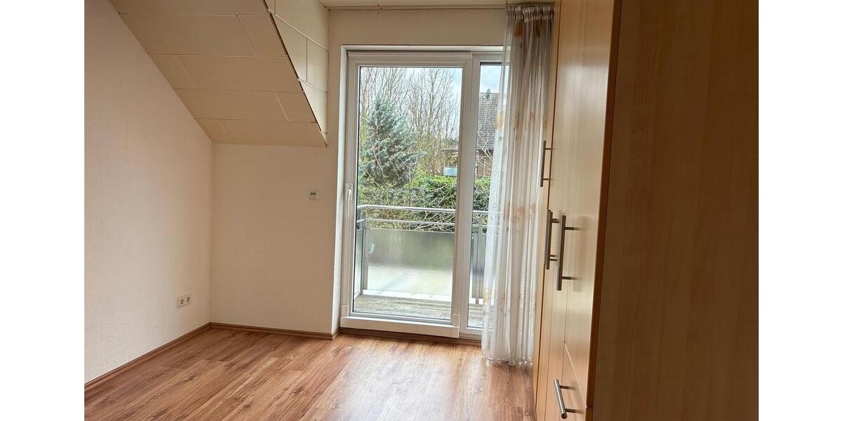 Doppelhaushälfte Bornheim - 6 Zimmer, 163 m&sup2;, 2.400&euro; | Angebot:25803614