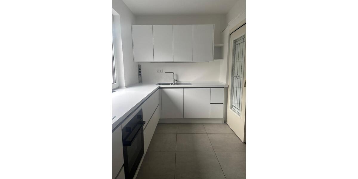 Erdgeschoßwohnung München Aubing-Lochhausen-Langwied - 5 Zimmer, 160 m&sup2;, 2.900&euro; | Angebot:25102130