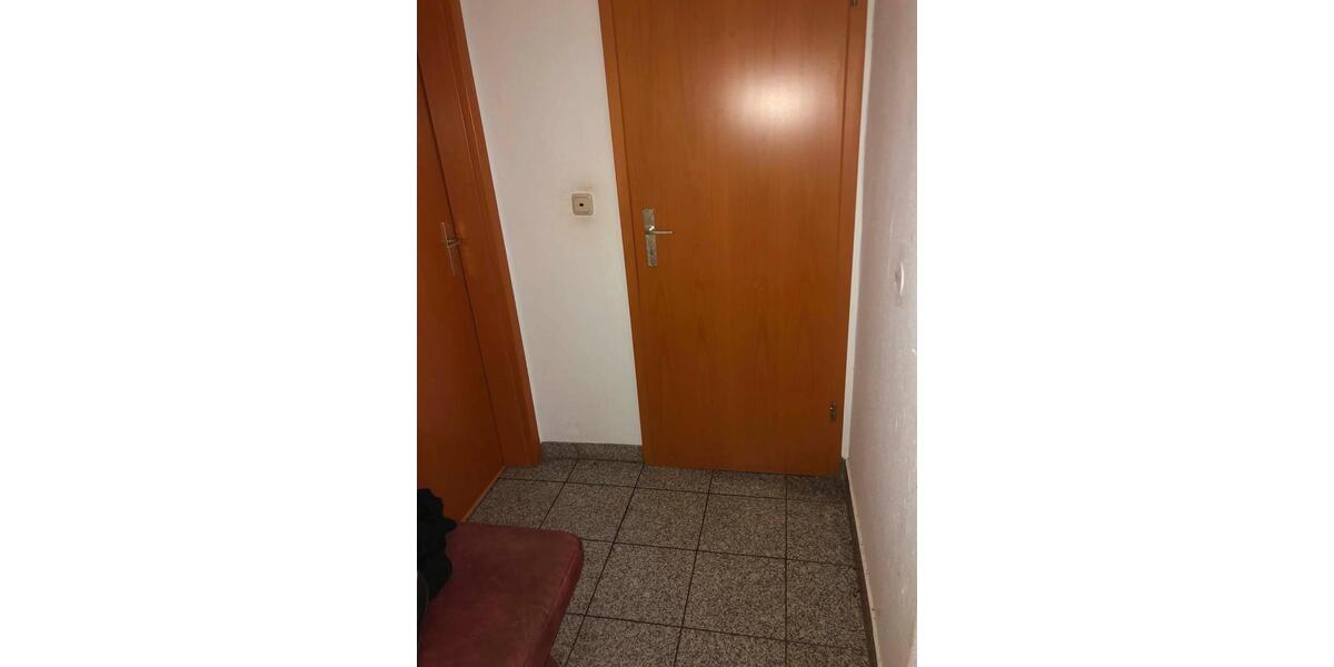 Etagenwohnung Seelze - 3 Zimmer, 85 m&sup2;, 600&euro; | Angebot:26705909